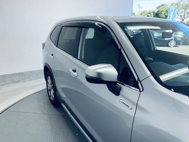フォレスター(スバル)の車両写真