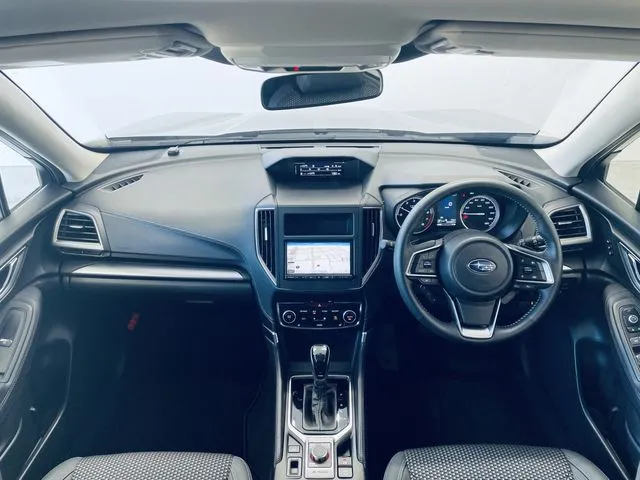 フォレスター(スバル)の車両写真