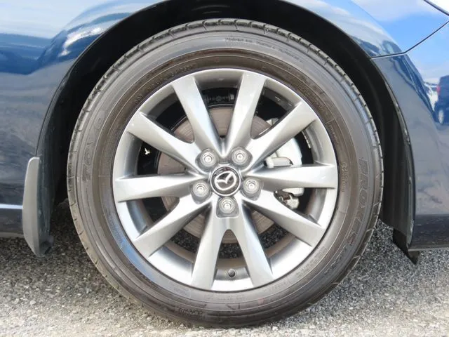 マツダ　ＭＡＺＤＡ６　セダン