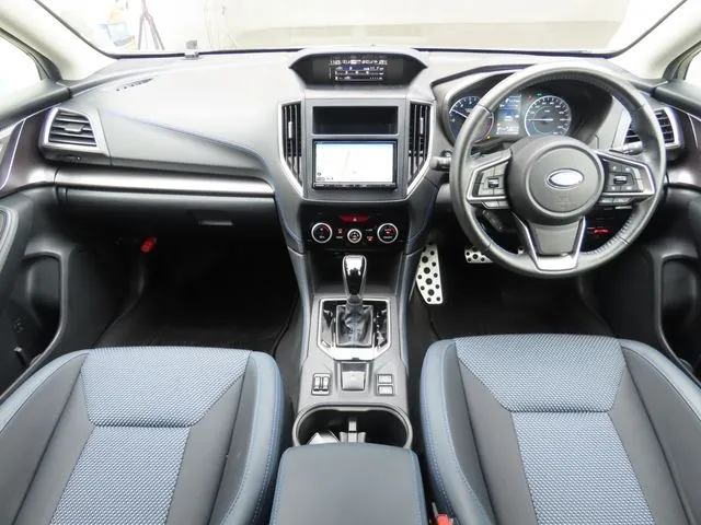 スバル　ＳＵＢＡＲＵ　ＸＶ　ハイブリッド