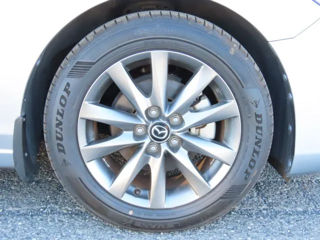 ＭＡＺＤＡ６　セダン（マツダ）の車両写真