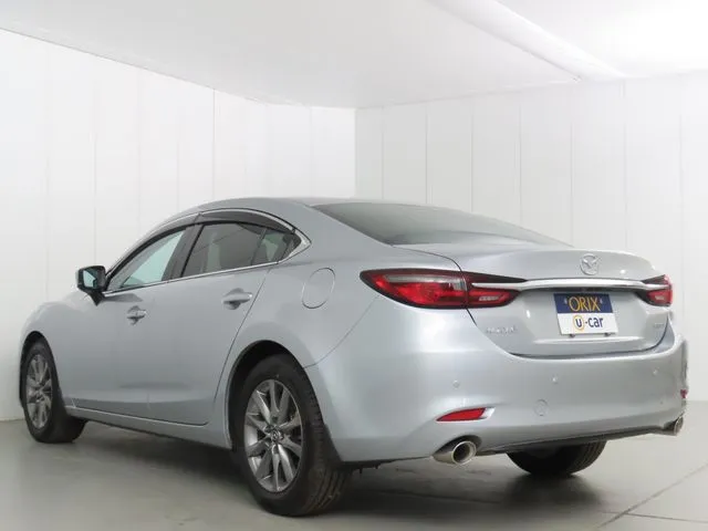 ＭＡＺＤＡ６　セダン（マツダ）の車両写真