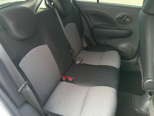 マーチ（ニッサン）の車両写真