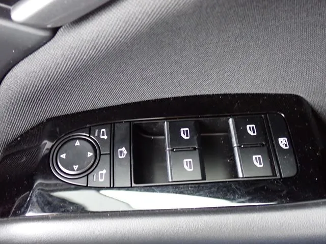 MAZDA3 セダン(マツダ)の車両写真