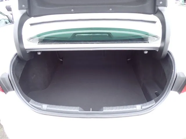 MAZDA3 セダン(マツダ)の車両写真