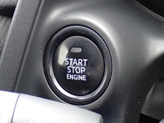 ＭＡＺＤＡ２（マツダ）の車両写真