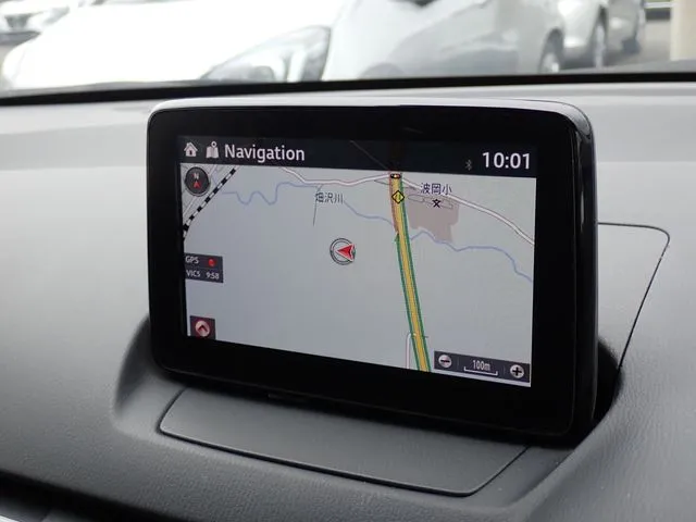 ＭＡＺＤＡ２（マツダ）の車両写真