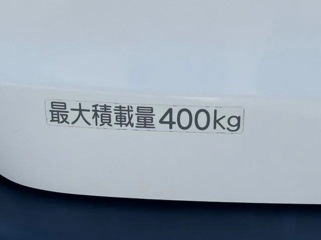 プロボックスバン 2WD(トヨタ)の車両写真
