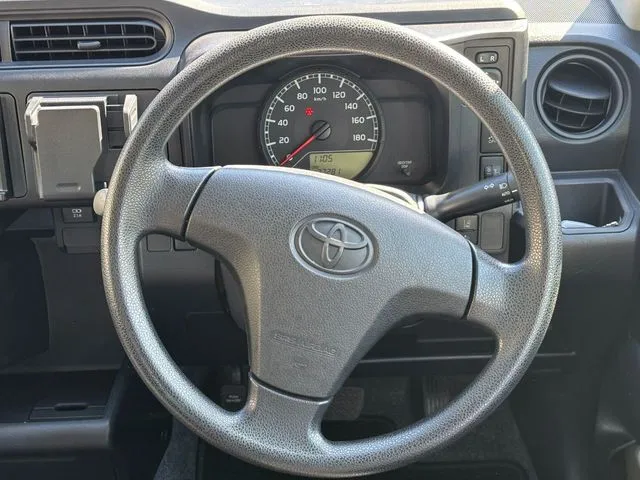 プロボックスバン 2WD(トヨタ)の車両写真