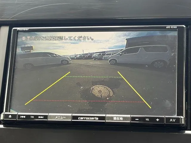 セレナ Sハイブリッド(ニッサン)の車両写真