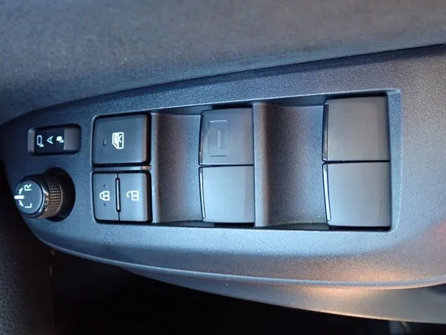 ヤリス(トヨタ)の車両写真