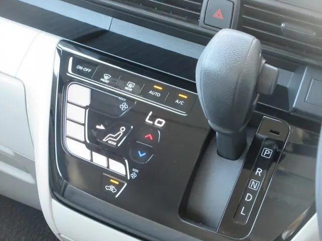 ルークス（ニッサン）の車両写真
