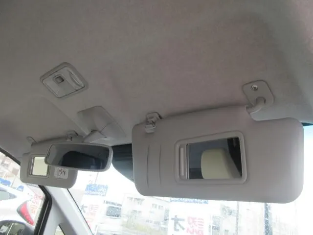 ムーヴ（ダイハツ）の車両写真
