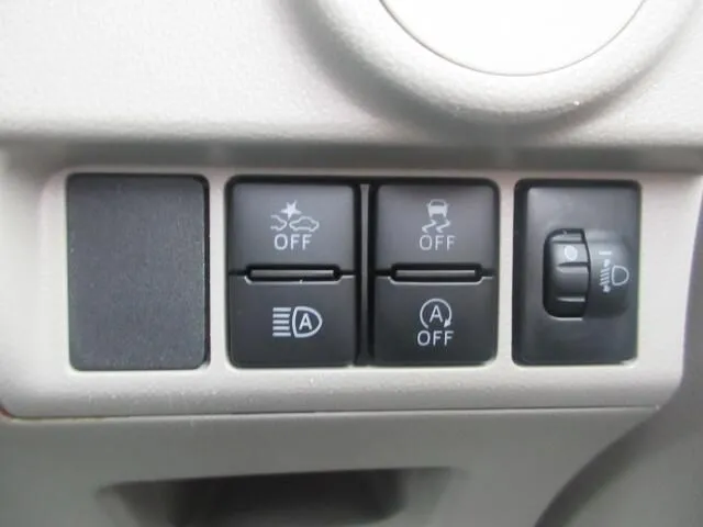 ムーヴ（ダイハツ）の車両写真