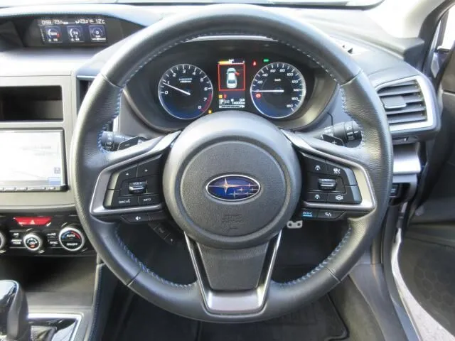 SUBARU XV ハイブリッド(スバル)の車両写真