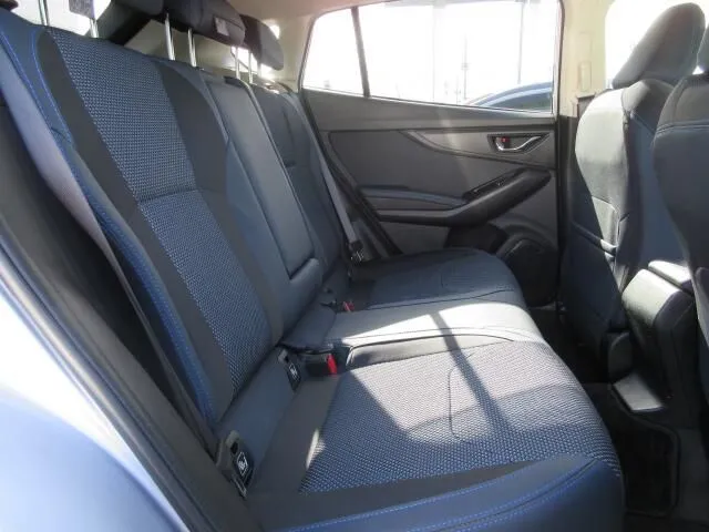 SUBARU XV ハイブリッド(スバル)の車両写真