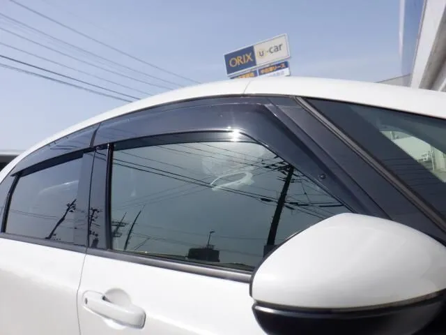 フィット　ｅ：ＨＥＶ（ホンダ）の車両写真
