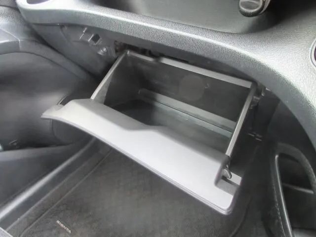 シエンタ(トヨタ)の車両写真