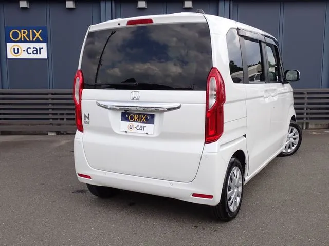N BOX(ホンダ)の車両写真