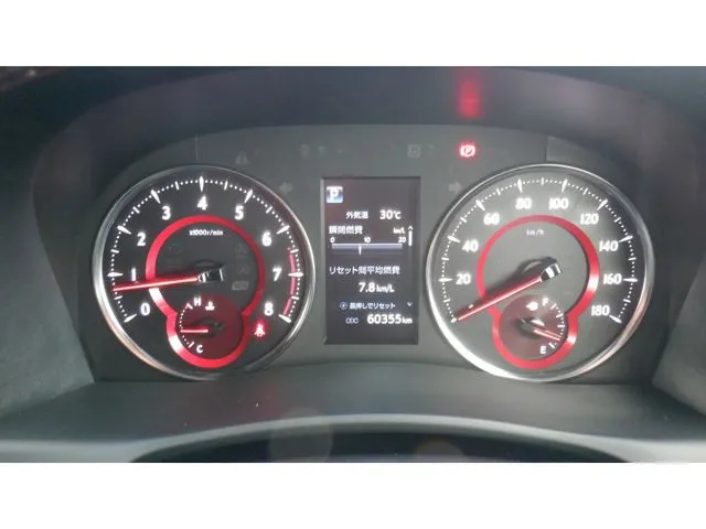 アルファード(トヨタ)の車両写真