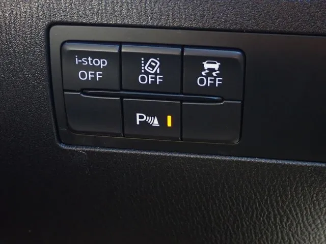 MAZDA2(マツダ)の車両写真