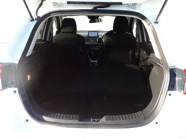 MAZDA2(マツダ)の車両写真
