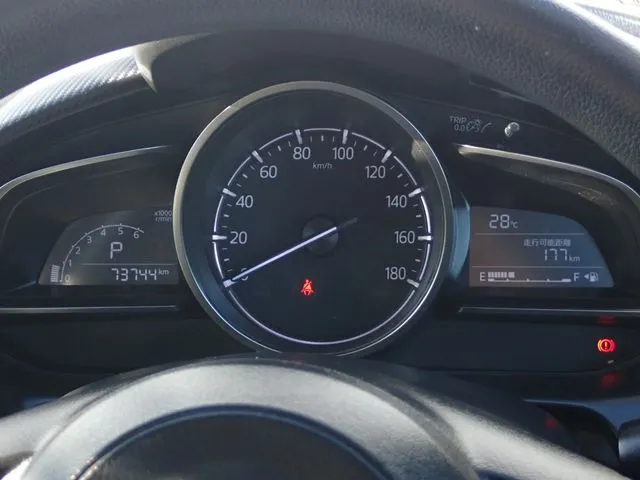 MAZDA2(マツダ)の車両写真