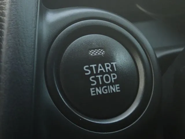 MAZDA2(マツダ)の車両写真