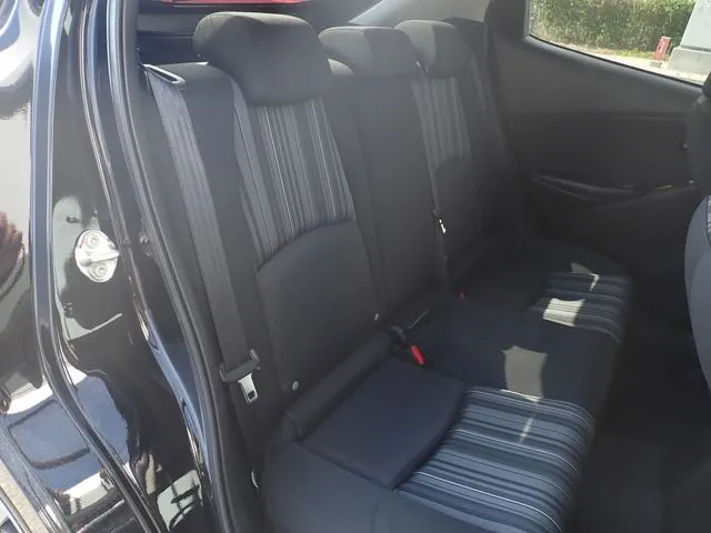 MAZDA2(マツダ)の車両写真