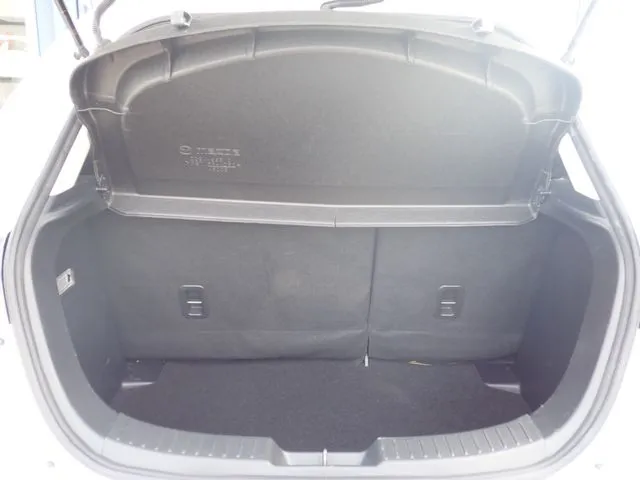 MAZDA2(マツダ)の車両写真