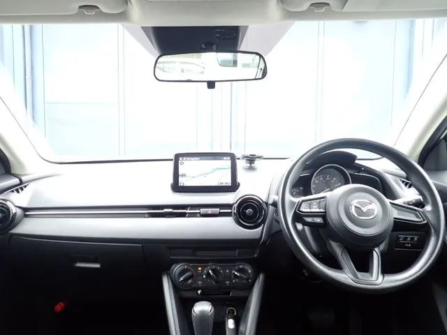 MAZDA2(マツダ)の車両写真