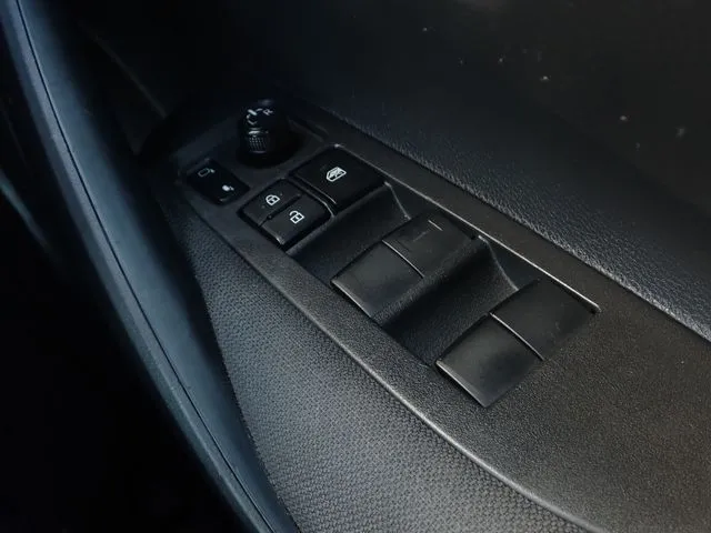 カローラ ツーリング(トヨタ)の車両写真