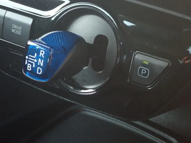 プリウス(トヨタ)の車両写真