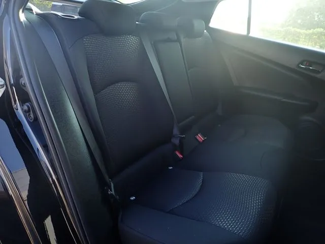 プリウス(トヨタ)の車両写真