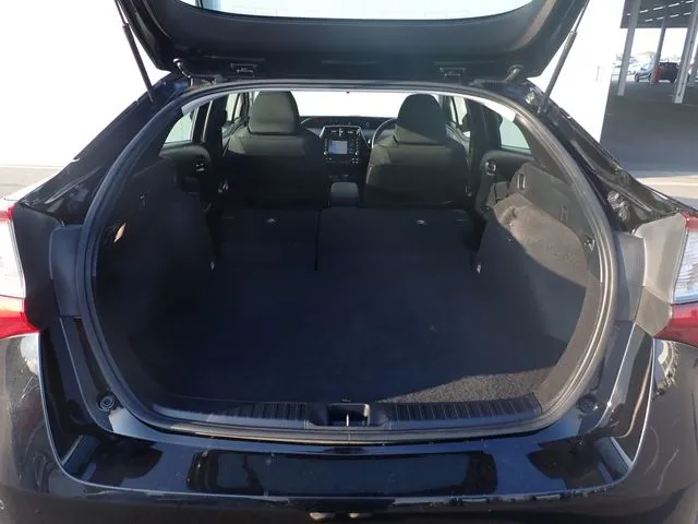 プリウス(トヨタ)の車両写真