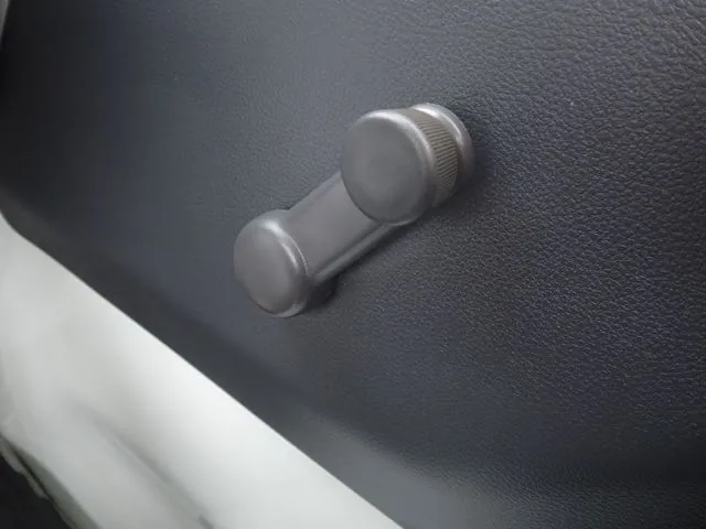 NT100クリッパー(ニッサン)の車両写真