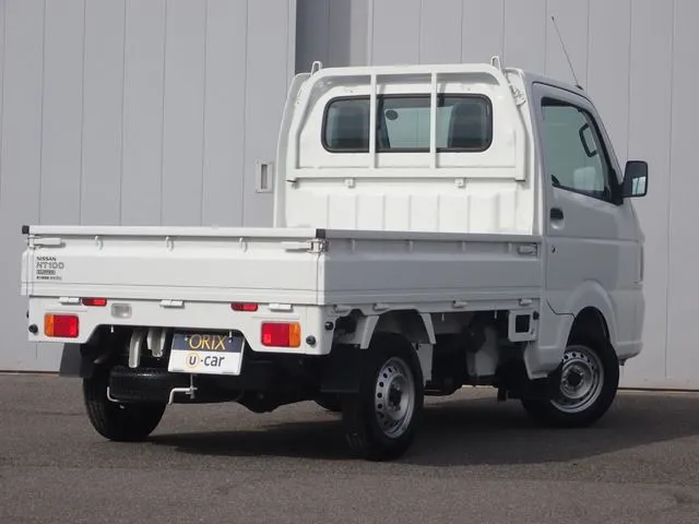 NT100クリッパー(ニッサン)の車両写真