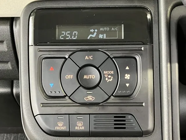 スペーシア(スズキ)の車両写真