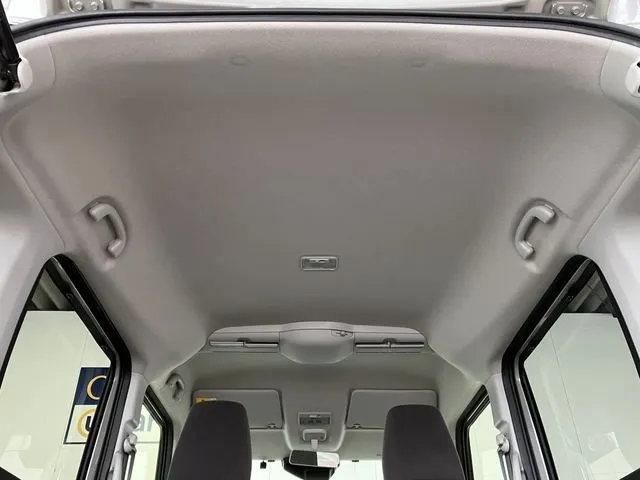 スペーシア(スズキ)の車両写真