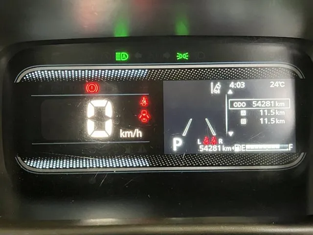 スペーシア(スズキ)の車両写真