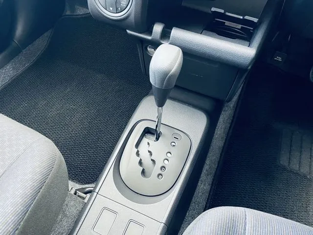 プロボックスバン ハイブリッド(トヨタ)の車両写真