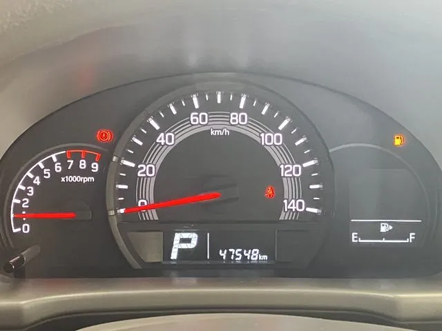 スクラムバン（マツダ）の車両写真