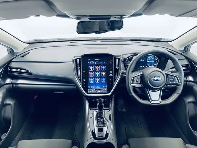 レヴォーグ（スバル）の車両写真