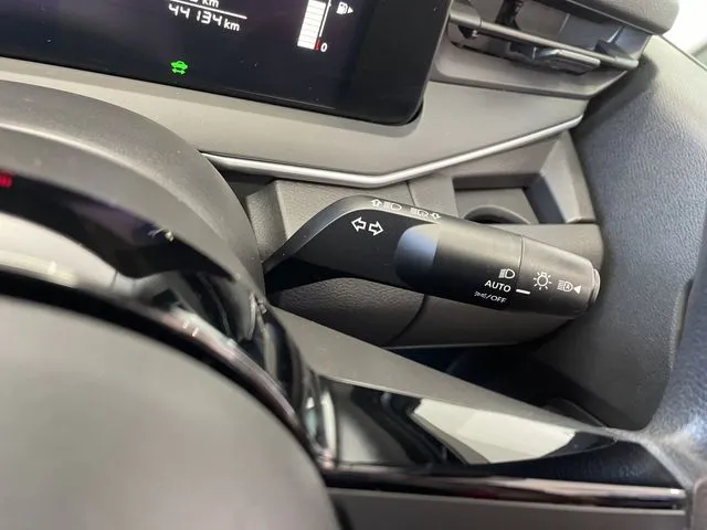 ノート（ニッサン）の車両写真