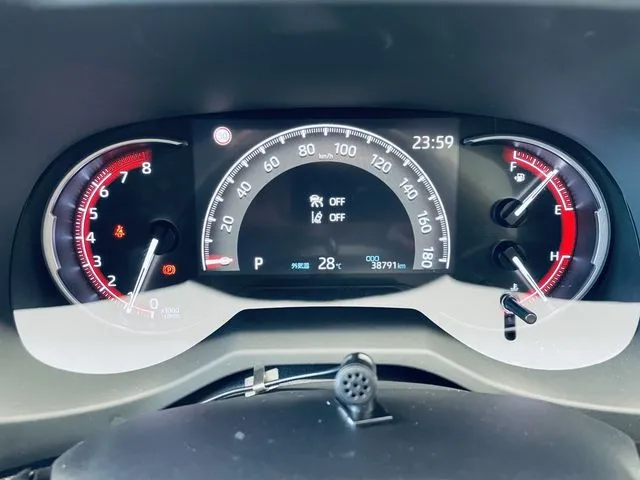 ＲＡＶ４　４ＷＤ（トヨタ）の車両写真
