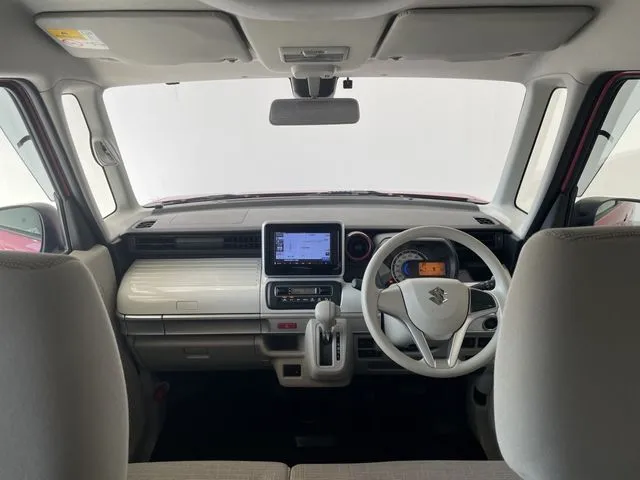スペーシア（スズキ）の車両写真
