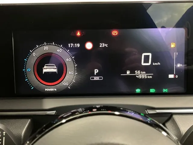 ノート（ニッサン）の車両写真