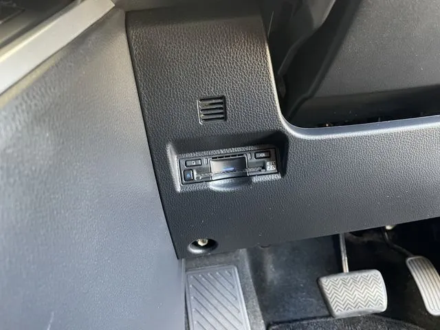 ヴォクシー（トヨタ）の車両写真